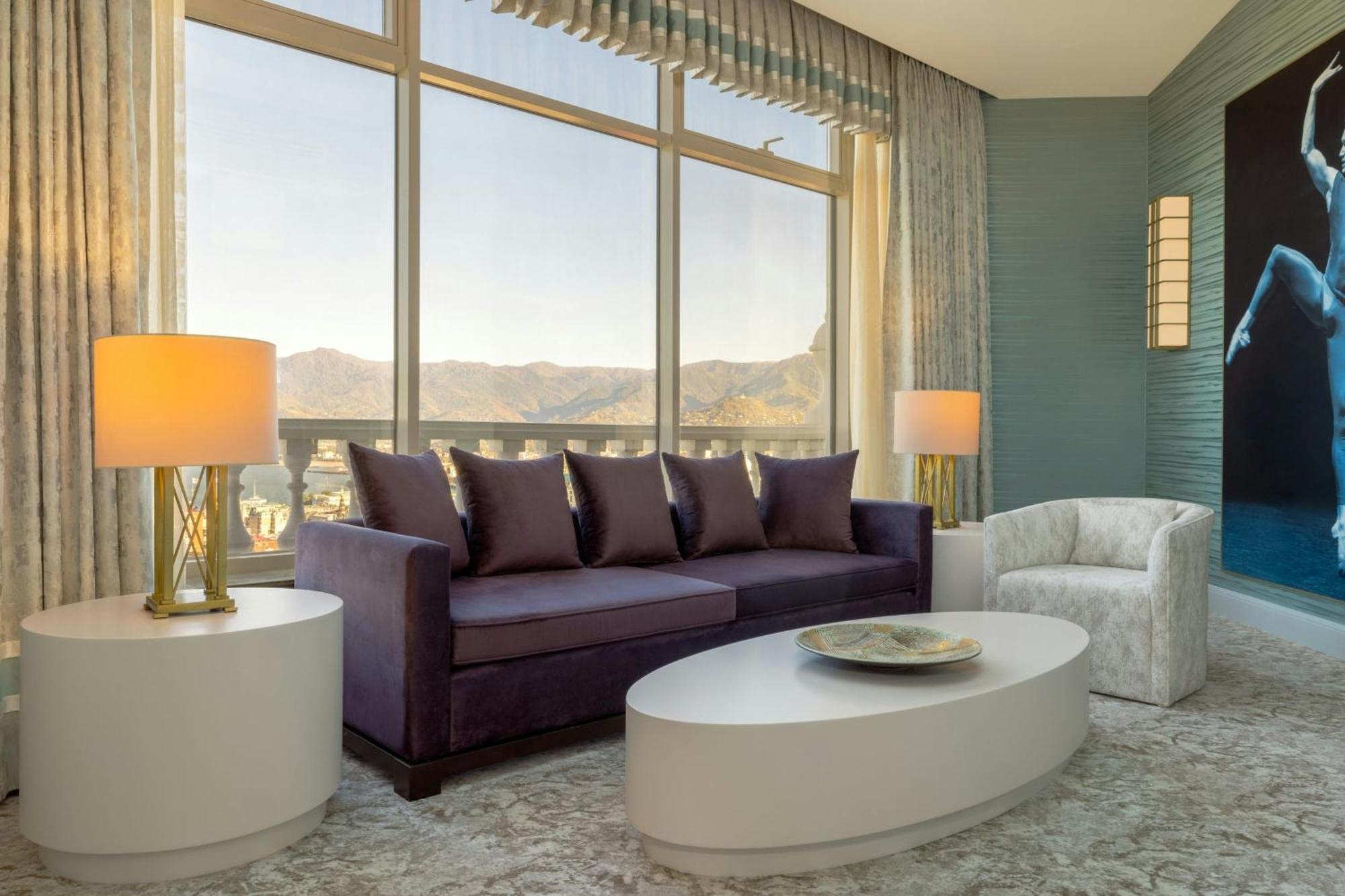 Sheraton Batumi Hotel Extérieur photo A 3D rendering of a living room